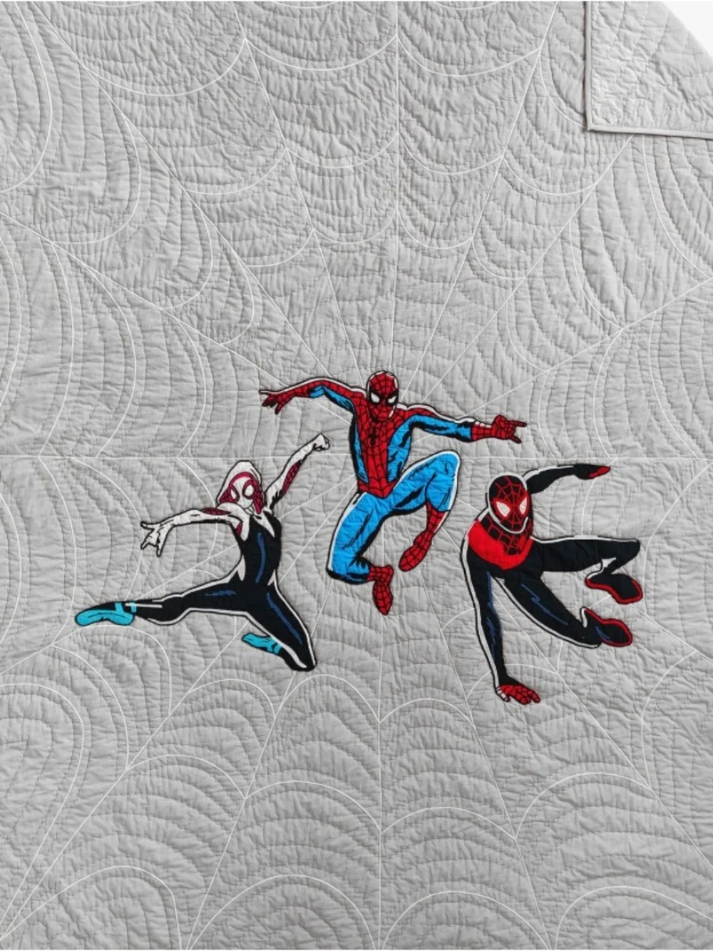 Pottery Barn Kids Marvel Spiderman Twin Glow in the Dark Quilt New